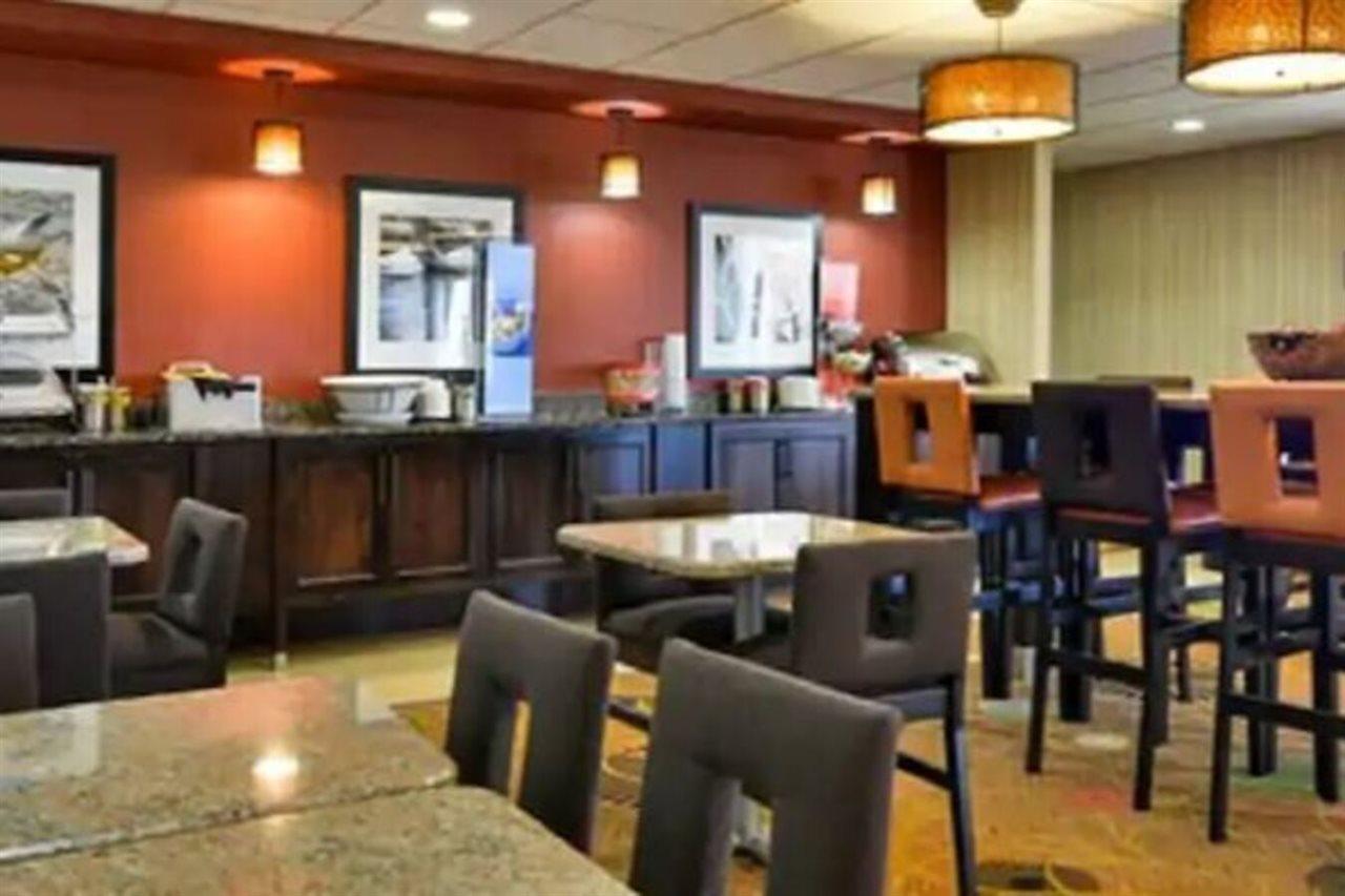 Hampton Inn Sturgis Экстерьер фото