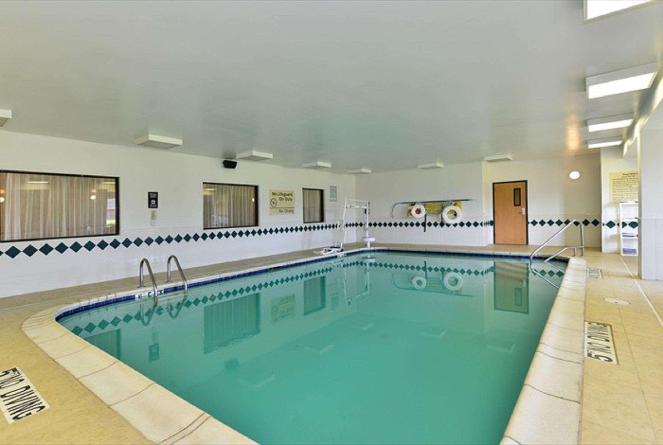 Hampton Inn Sturgis Экстерьер фото