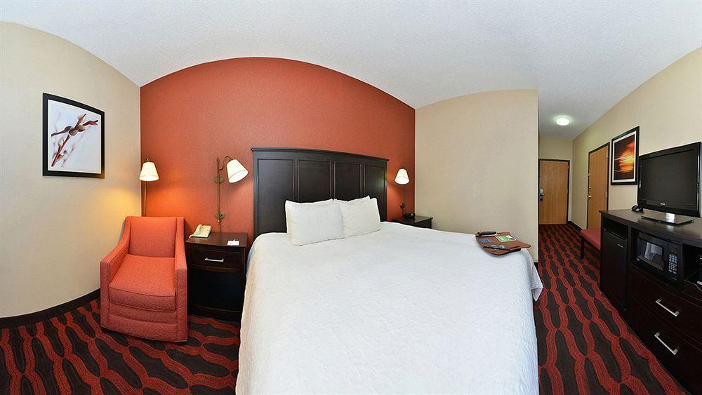 Hampton Inn Sturgis Экстерьер фото